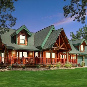 Willa Rustic Cabin With Seasonal Pool & Fire Pit - Close To To Bike Path Celina Exterior photo