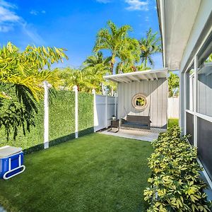 Lovely Home With Backyard Lounge North Ft Lauderdale Fort Lauderdale Exterior photo