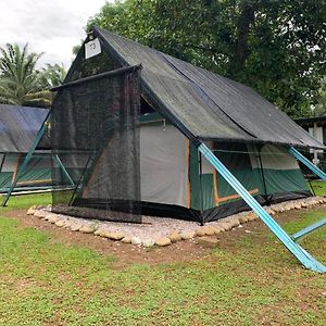 Hotel Outworld Basecamp Gopeng Exterior photo