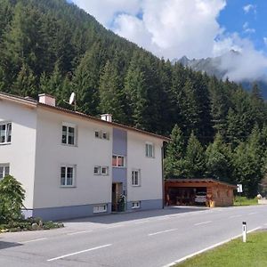 Apartament Beim Holzwurm Andy St. Leonhard im Pitztal Exterior photo