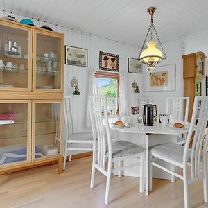 Amazing Home In Faxe Ladeplads With Wifi And 2 Bedrooms Fakse Ladeplads Exterior photo