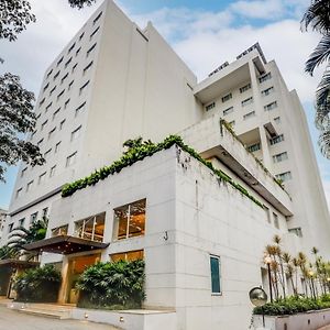 Lemon Tree Hotel Electronics City Bengaluru Exterior photo