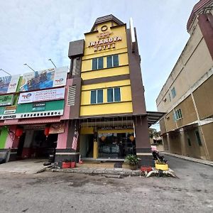 Intanova Hotel Teluk Intan Exterior photo