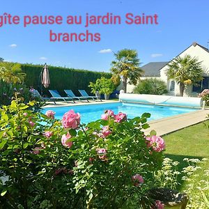 Willa Gite Pause Au Jardin Saint-Branchs Exterior photo