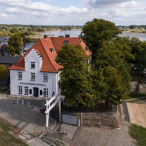 Hotel Traditionshaus By Zollenspieker Faehrhaus Hamburg Exterior photo