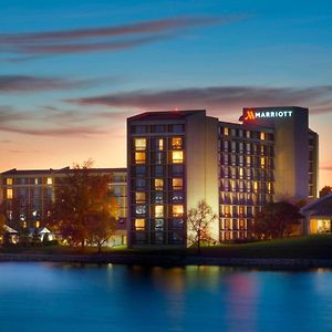 Hotel Kansas City Airport Marriott Exterior photo