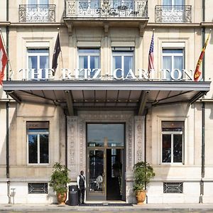 The Ritz-Carlton Hotel De La Paix, Genewa Exterior photo