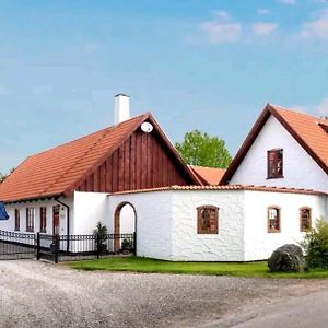 Birkevang Holiday Apartment In Idyllic Countryside Faxe Exterior photo