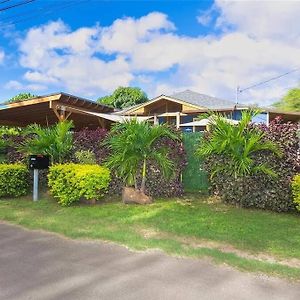 Charming Country Cottage Just A Few Steps From The Beach! Waianae Exterior photo