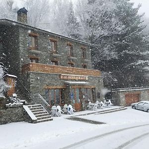 Hotel Hostal Les Roquetes Queralbs Exterior photo