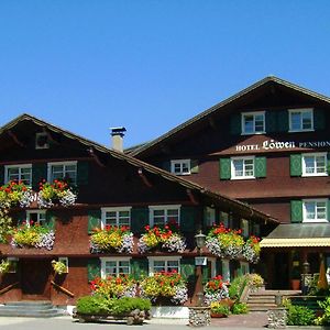 Schedlers Loewenhotel-Garni Alberschwende Exterior photo