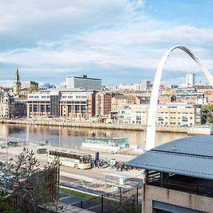 Newcastle River View Quayside Apartment - Private Parking - Sleeps 7 - City Centre Walking Distance Gateshead Exterior photo