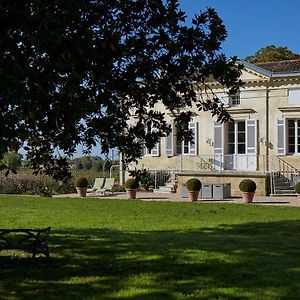 Willa Belle Maison Bourgeoise De Charme Dans Un Domaine Viticole Libourne Exterior photo