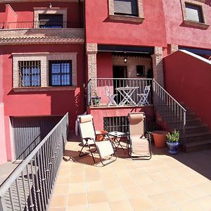 Willa Casa Grande De Tres Plantas Con Parking Gratis Linares  Exterior photo