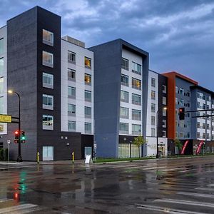 Fairfield By Marriott Inn & Suites Minneapolis Downtown Exterior photo