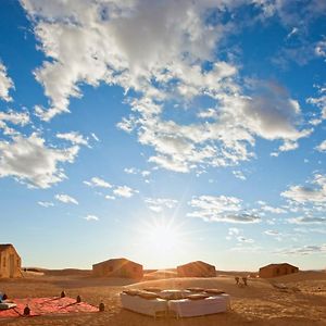 Bed and Breakfast Bivouac La Dune Blanche M'Hamid Exterior photo