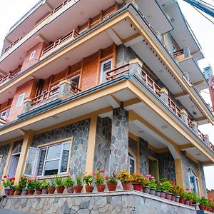 Hotel Olympus Pokhara Exterior photo