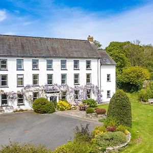 Pensjonat Cuffern Manor Roch Exterior photo