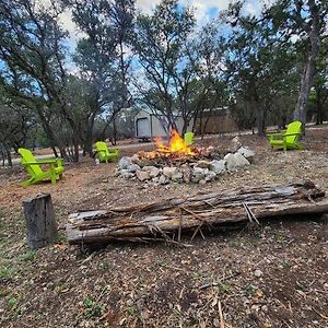 Willa River Dreams Cabins & Glamping Concan Exterior photo