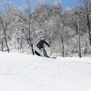 Seven Springs Stoneridge 4 Bedroom Standard Condo, Ski-In Out! Condo Champion Exterior photo