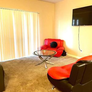 Apartament King & Queen W/Free Parking Near Easton Columbus Exterior photo