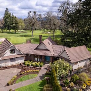 Willa Fairway View Retreat Eugene Exterior photo