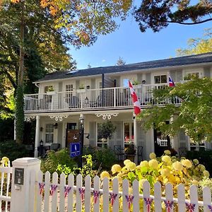 Harrogate House Inn Niagara-on-the-Lake Exterior photo