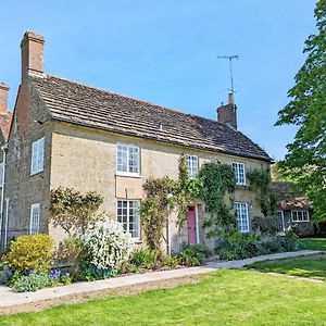 Holme Street House And Dove Cote Lodge Pulborough Exterior photo