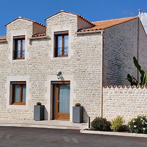 Hotel La Grange 3 Etoiles - Maison D'Hote A 10 Min Des Plages Thairé Exterior photo