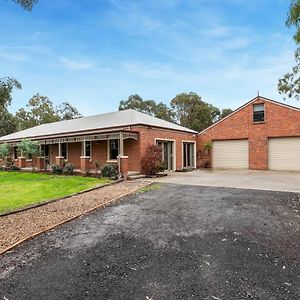 Willa Escape Farmhouse With Cow Birds Lakes-Sp Group Leopold Exterior photo