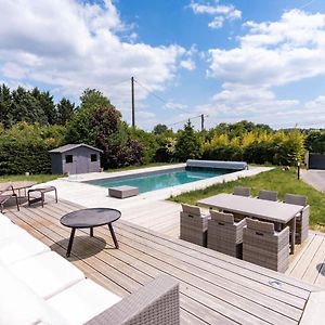 Property With Heated Pool Saint-Étienne-la-Thillaye Exterior photo