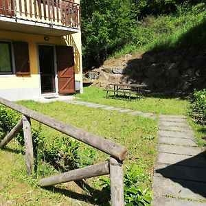 Apartament Ai Piedi Del Monte Cimone Fiumalbo Exterior photo