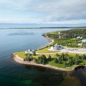 North Star Beach Suites Louisbourg Exterior photo