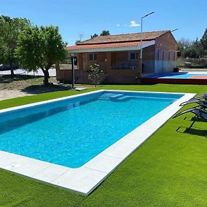 Casa Con Piscina, Villa Alarilla Fuentiduena de Tajo Exterior photo