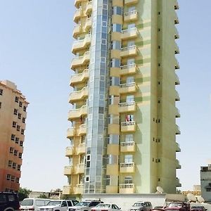 Bneid Al Gar Penthouse Entire Apartment 3 Bedroom Family Only Kuwejt Exterior photo