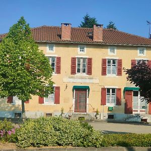 Bed and Breakfast L'Ancienne Gendarmerie Saint-Laurent-sur-Gorre Exterior photo