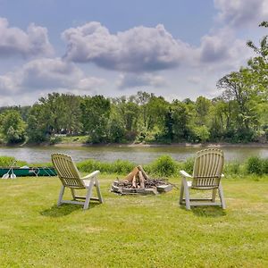 Willa Waterfront Afton Retreat With Deck, Firepit, Canoe Exterior photo