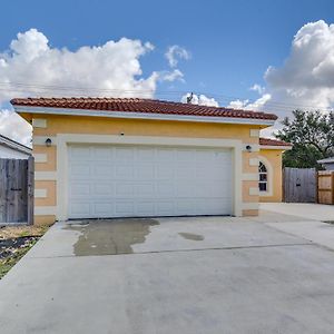 Stylish Fort Lauderdale Home 5 Mi To Beach! Exterior photo