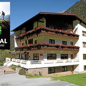 Hotel Apart Gschwandthof St. Leonhard im Pitztal Exterior photo