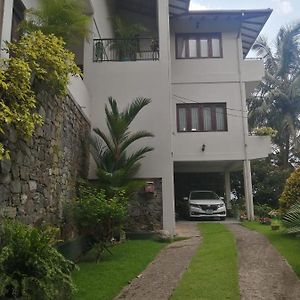 Apartament Shalom Peradeniya Exterior photo