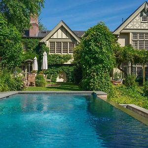 Bed and Breakfast The Baker House 1650 East Hampton Exterior photo