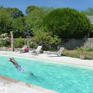 Willa Gite 2/4 Pers, Piscine-Wifi Calme, Nature Omps Exterior photo