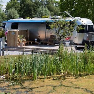 Apartament Airstream Retro Usa Caravan Earnewâld Exterior photo