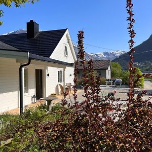 Willa Cozy House In Eidfjord Exterior photo