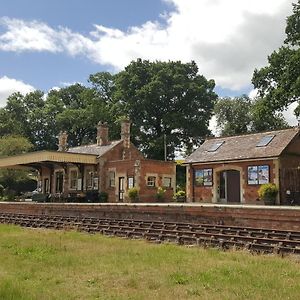 Willa Rowden Mill Station Bromyard Exterior photo