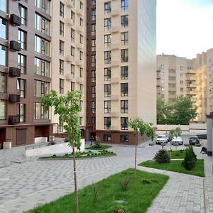 Apartament Luxury For Business & Pleasure Royal Dniepropietrowsk Exterior photo