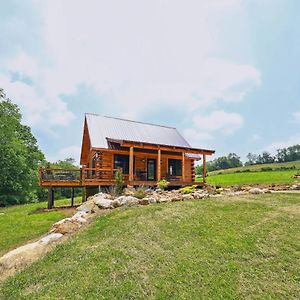 Willa Modern Willis Cabin Retreat 24-Acre Working Farm! Exterior photo