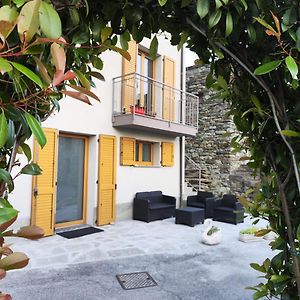 Apartament Casa Vacanza Relax Sondrio Exterior photo