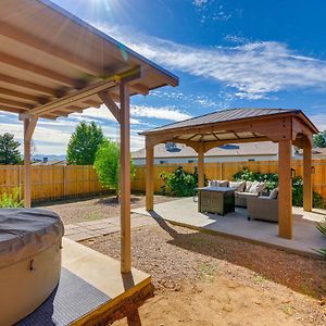 Willa Prescott Valley Retreat With Hot Tub And Kayaks Exterior photo