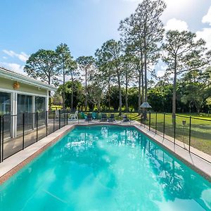 Willa Family Estate W/ Firepit + Pool House! Sleeps 16! Palm Beach Gardens Exterior photo